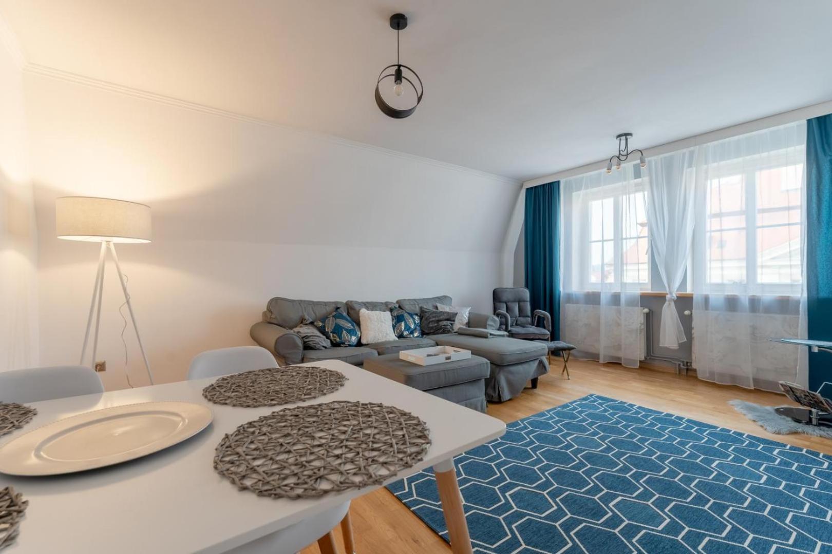 Apartament Ratuszlove - 2 Osobne Sypialnie, Z Widokiem Na Ratusz - By Spaceapart イェレニャ・グーラ エクステリア 写真